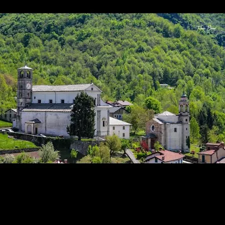 Lo Scau Della Costa Chalet